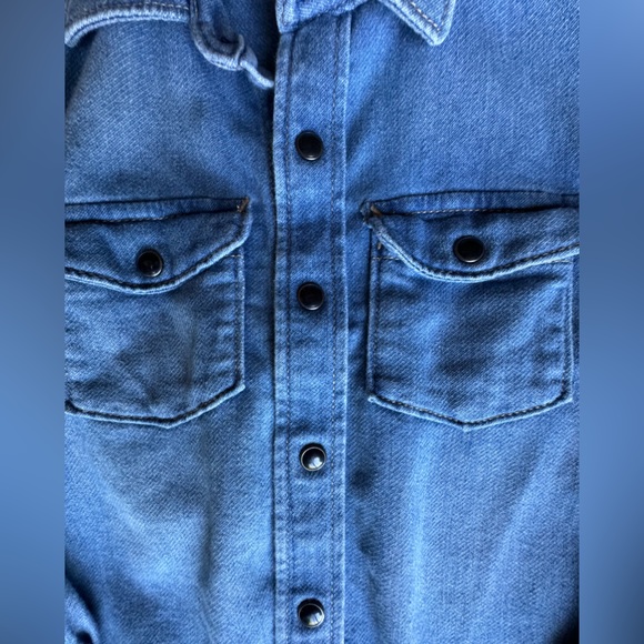 Baby GAP 1969 denim button up shirt unisex. - Picture 4 of 4